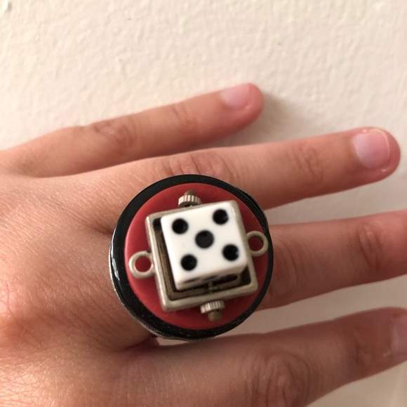 Lucky Ring - Picture 2 of 5